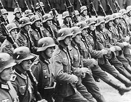 parade_vor_adolf_hitler